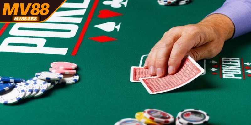 Khám phá luật chơi Poker đơn giản, dễ hiểu cho bet thủ